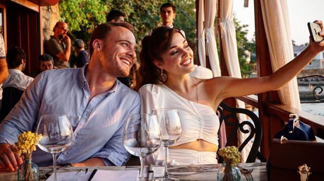 Hande Erçele Kerem Bürsin soyunuyor mu? sorusu hakkında ne düşünüyorsun?