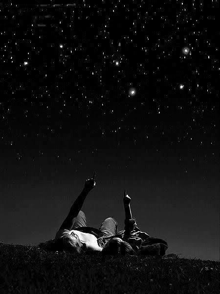 Gel bu gece beraber yıldızları seyredelim demek istediğiniz biri var mı?