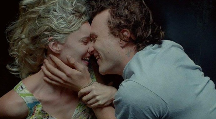 Romantik film önerisi verir misiniz?