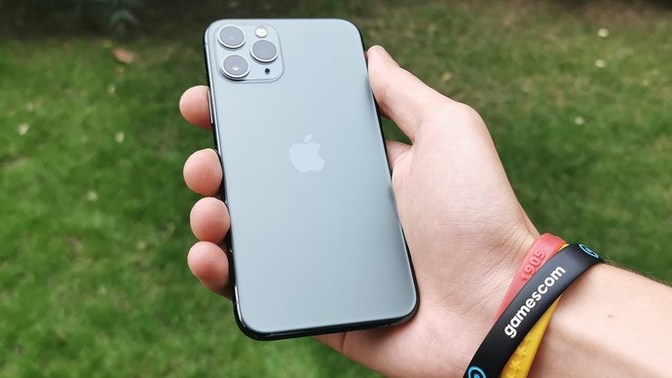 Hala iPhone 11 Pro alınır mı sizce?