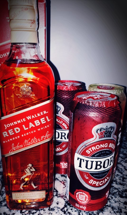 Gecenize neler eşlik ediyor KS halkı 🍻🥃 ?