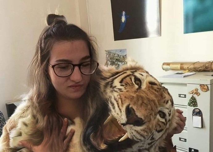 Kış için kaplan kürkü satın aldım nasıl ahah?