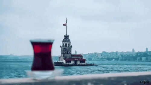Bugün Orhan Veli'nin ölüm yıl dönümü. Orhan Veli'yi bilir misiniz?