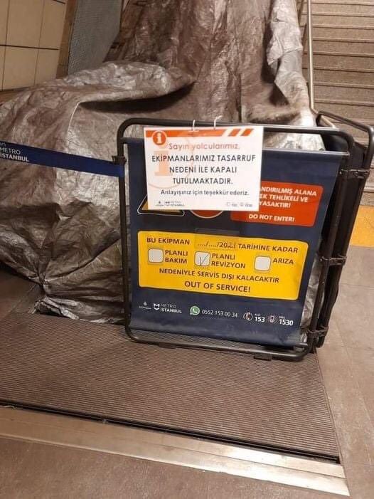İstanbul metrolarında yürüyen merdivenlerin basıları tasarruf nedeniyle kapatıldı! Ne düşünüyorsunuz?