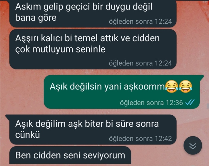 Sevgilim bana aşık değil mi?