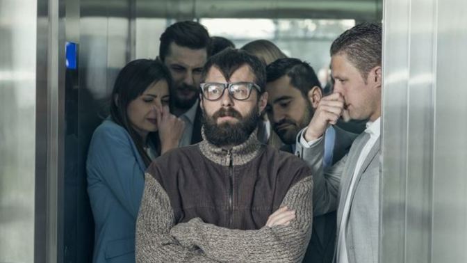 Vücudumda ağır bir ter kokusu var. Ağır ter kokusu nasıl engellenir?