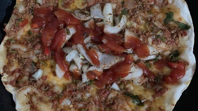 Lahmacuna ketçap sıkılır mı?