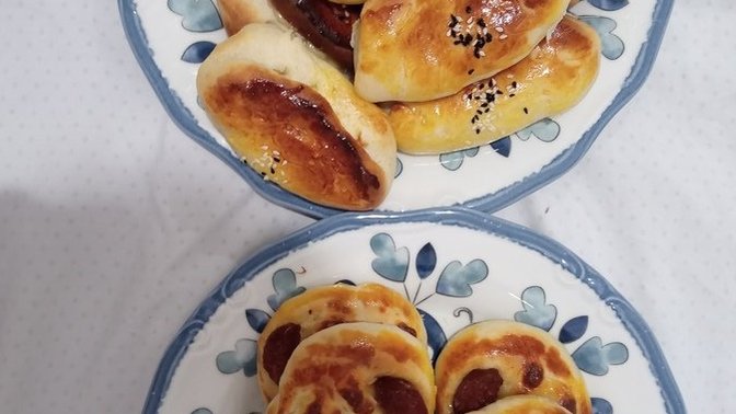 Poğaçacı geldi hanımm 😃😃acıkan var mı?