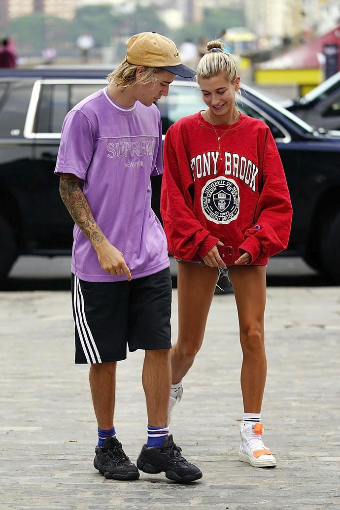 Hailey Bieberin sokak stilini yorumluyoruz! 10 üzerinden kaç veriyorsun?