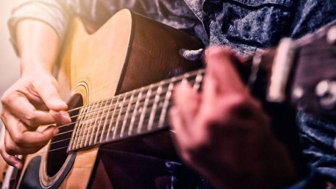 Gitar çalmaya başlayacağım. Hangi gitarı önerirsiniz?