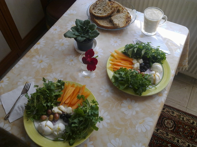 Evet.. çok daha abarttıklarım oldu, özellikle brokoli eklediğim menüler için 😊 Epeyce otoburum 😅