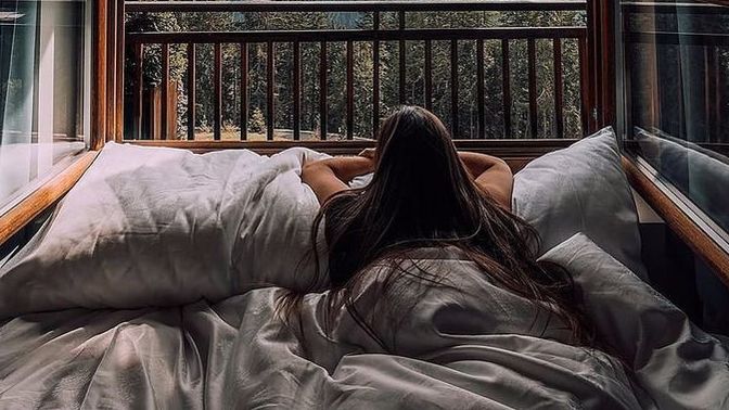 Geceleri uykunuzu bölen düşünceler nelerdir🌌✨🕯?