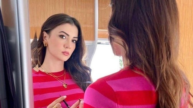 Burcu özberk güzel mi?
