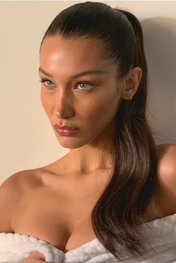 Gigi Hadid or Bella Hadid?