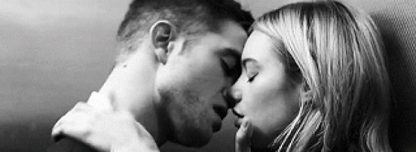 #smellsmoke 💋