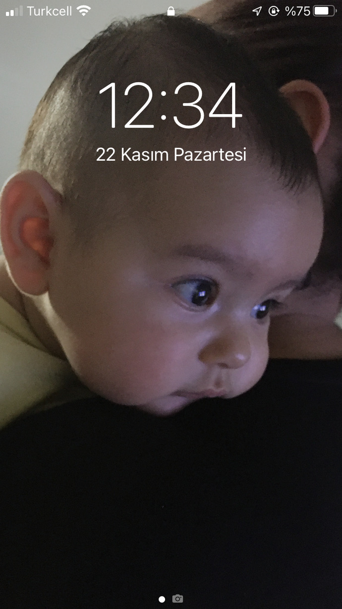 Telefonunuzun kilit ekraninda ne var:)?