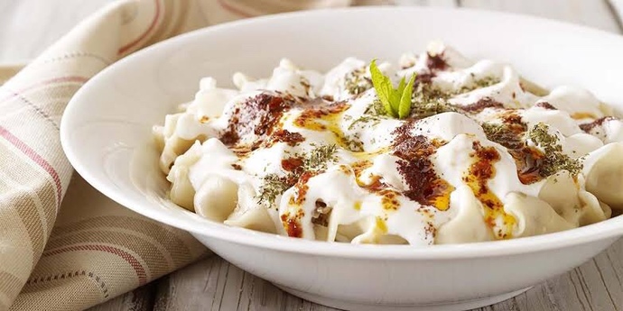 Yemeğinizin içinden saç teli çıksa ne yaparsınız?