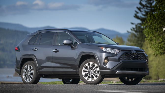 SUV araç almayı düşünüyorum, bütçe 200 bin TL civarı. Tavsiye var mı?