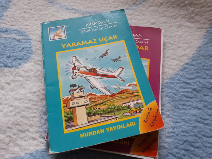 Okuduğunuz ilk kitap hangisiydi ve kaç yaşında okudunuz?