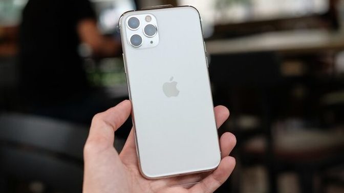 Apple, Türkiye'deki iPhone satışlarını durdurdu. Yeni telefon almak hayal mi artık?