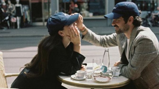 Sırma gibi saçları peruk çıkan sevgili ile ilişkiye devam eder misiniz?