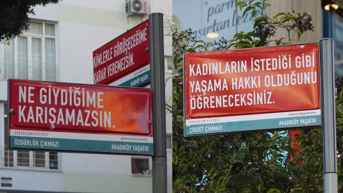 "Orada, o saatte ne işin vardı diyemezsin!" sokağına gittiniz mi, Kadıköy Belediyesi'nin hazırladığı tabelalar nasıl olmuş?