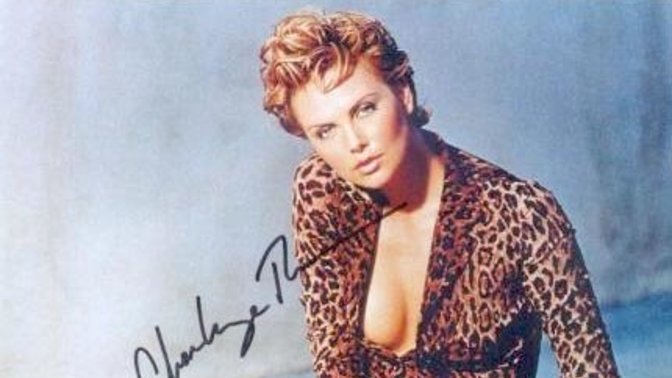 Banu Alkan: ''Benim tahtıma ancak Charlize Theron oturabilir.'' Dedi. Sizce hangisi daha güzel?