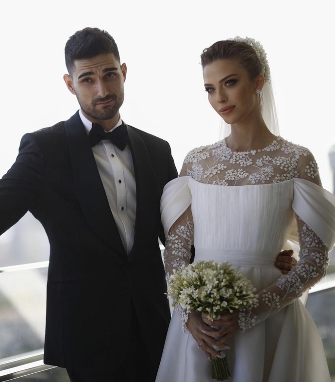 Yasemin Şefkatli, kayınpederi İbrahim Tatlıses’in yüzünü koluna dövme yaptıracak. Yorumunuz ne?