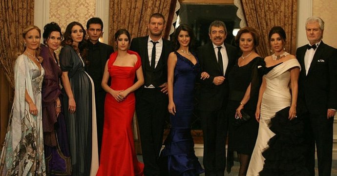 Favori Aşk-ı memnu dizisi karakteriz kim, hangisi olmak isterdiniz?