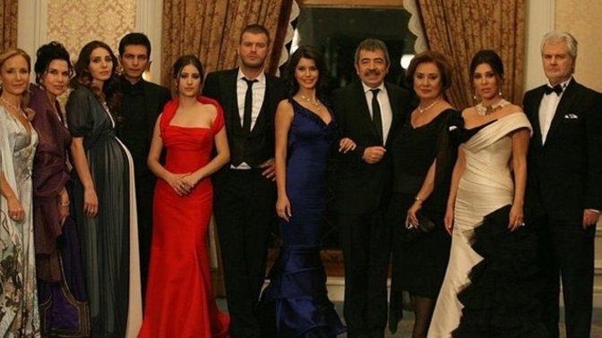 Favori Aşk-ı memnu dizisi karakteriz kim, hangisi olmak isterdiniz?