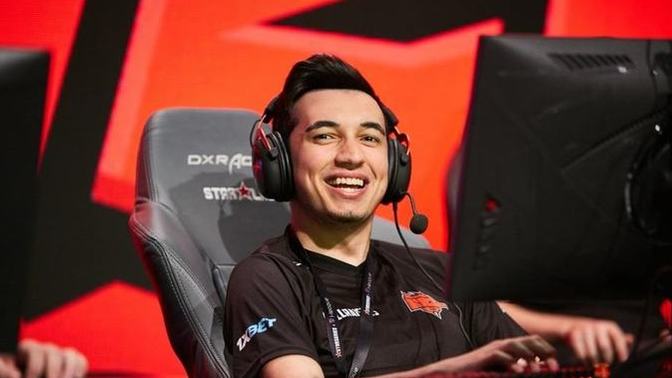 E-sporcu nedir, nasıl e-sporcu olunur?