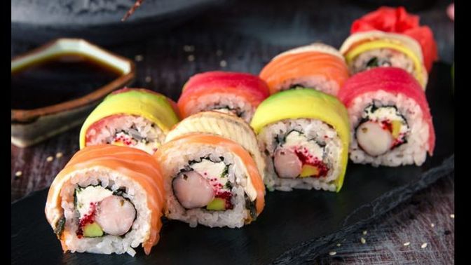 Tarafını seç sushi mi, midye mi?