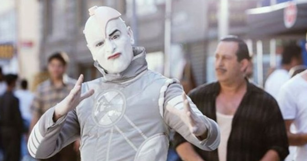 insansi robota 2 5 milyon tl karsiliginda yuzunu verecek gonullu araniyor yuzunu verir miydin kizlarsoruyor