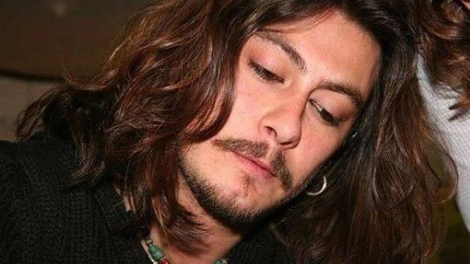 Barış Akarsu’nun favori şarkınız hangisi?