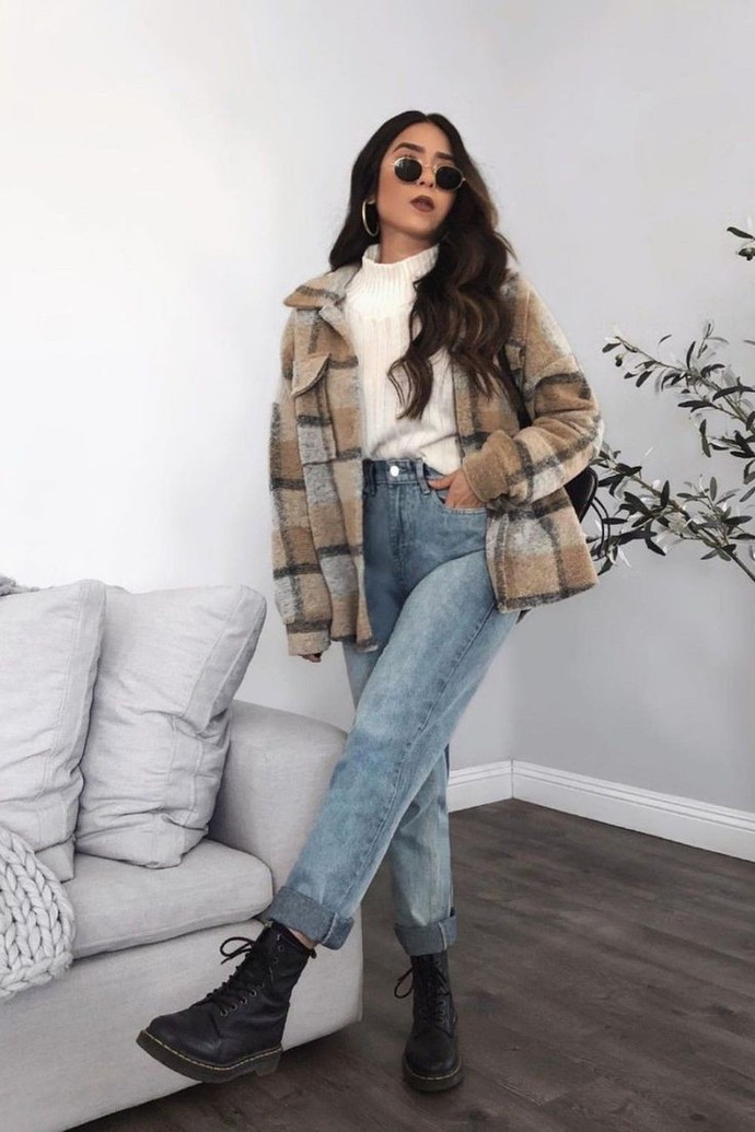 Mom jeans altına kısa çizme-boz önerisi?