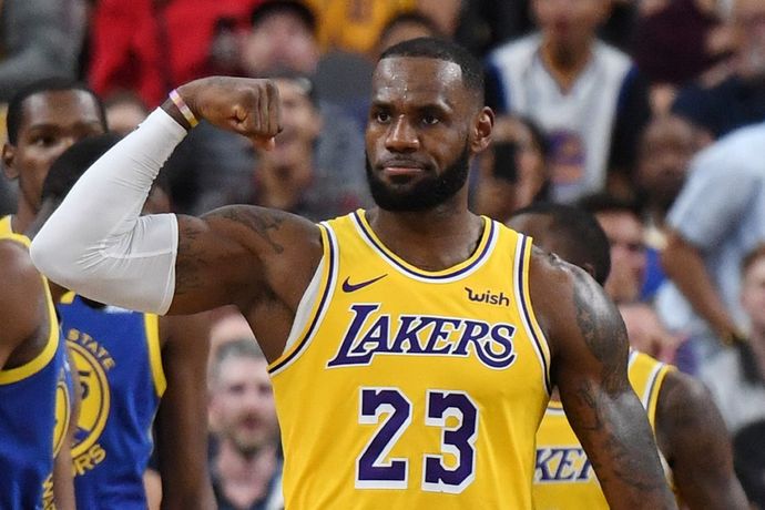 lebron ( tarihin en iyi şefi )