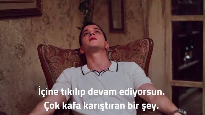 Sevdiğin halde gidip de seni seviyorum diyemediğin oldu mu?