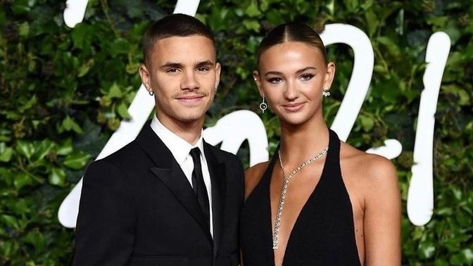 Romeo Beckham ve sevgilisi Mia Regan size de David- Victoria Beckham’ın gençliğini anımsatmadı mı?