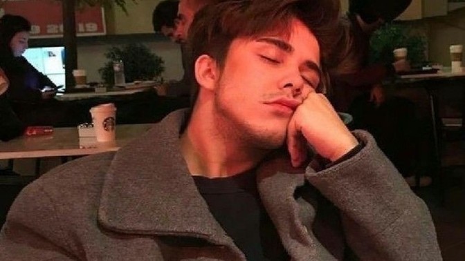 Aşırı sempatik erkek demek için hangi özelliğin olması lazım?