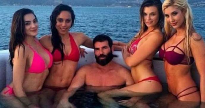 Sitede en çok ilişkiyi ilişki durumu ne olanlar yaşıyordur sizce?