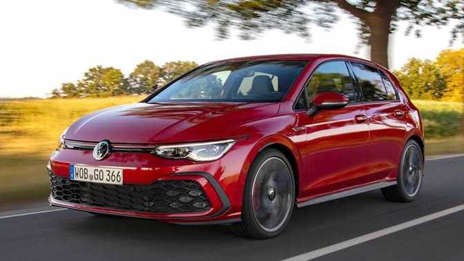 250.000 TL bütçe ile VW Golf mü yoksa sedan bir araç mı almalıyım?