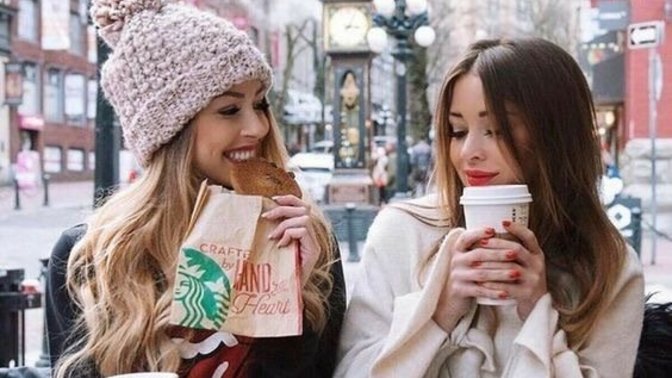 Starbucks’ta kahve içmeyelim dediğim arkadaşım, bana “Fakir misin?” dedi. Starbucks’ta kahve içmek zengin işi midir?