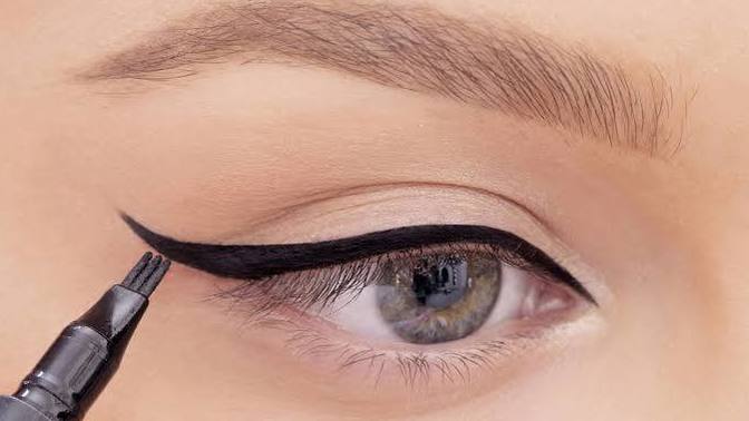 Eyeliner çekme konusunda kendinize 10 üzerinden kaç puan verirsiniz?
