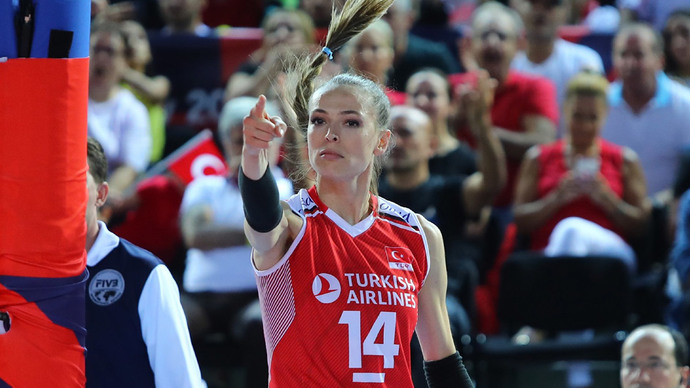 2021 yılının en çok sevilen voleybolcusu sizce hangisiydi?