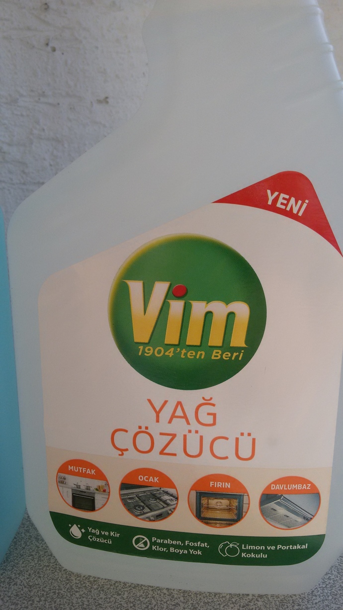 Aspiratördeki inatçı yağ lekesi nasıl çıkar?