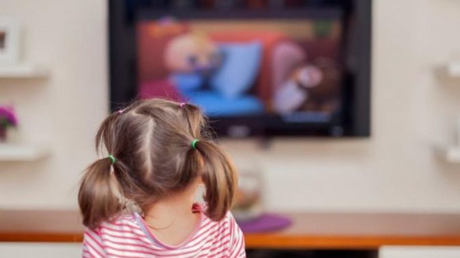 Çocuklarınıza televizyon izletiyor musunuz?