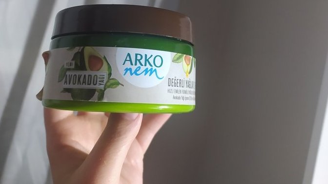 Arko nemlendirici yüzümü yaktı neden?