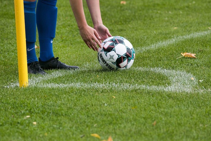 Futbol programındaki ofsayt mı değil mi tartışması programın kalitesini yükseltiyor mu?