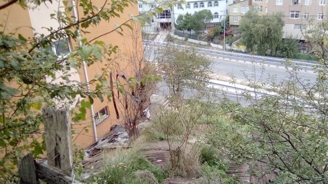 Boş arsalara çöp atan yan bina komşularına ne gibi yaptırımlar uygulanabilinir?