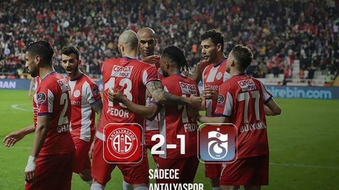 Antalyaspor 2-1 Trabzonspor! Maçı nasıl buldunuz?